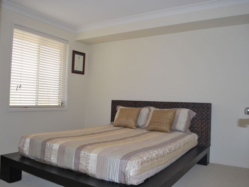 4 Weston Place, Horsley NSW 2530