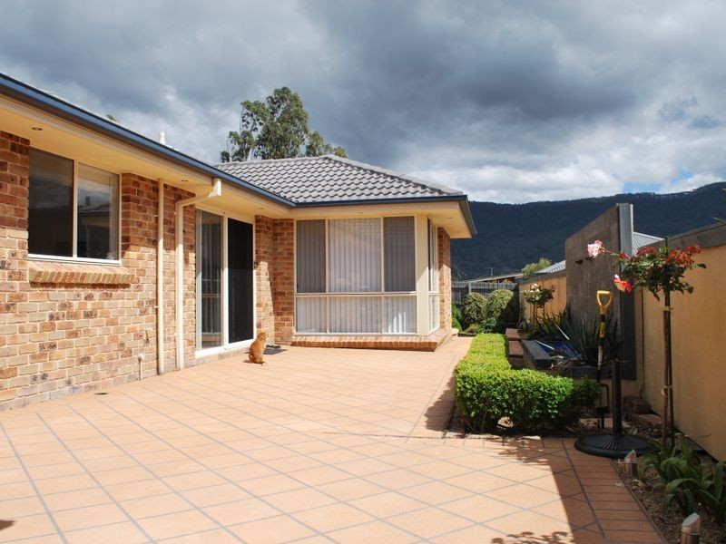 4 Weston Place, Horsley NSW 2530