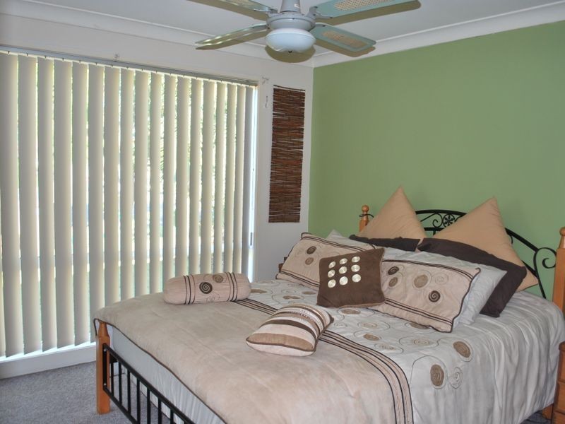 20 Golden Grove, Albion Park NSW 2527