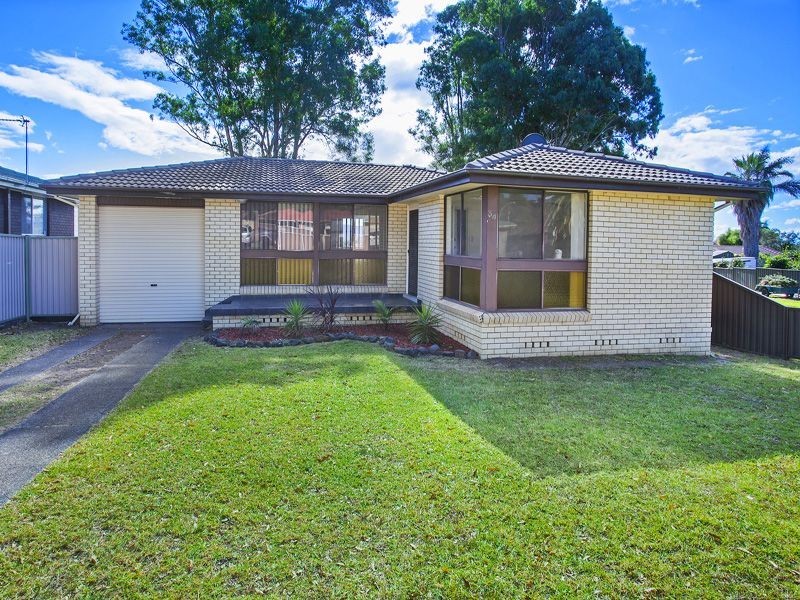 34 Oak Street, Albion Park Rail NSW 2527