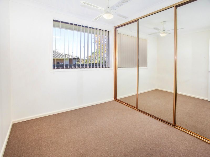 34 Oak Street, Albion Park Rail NSW 2527