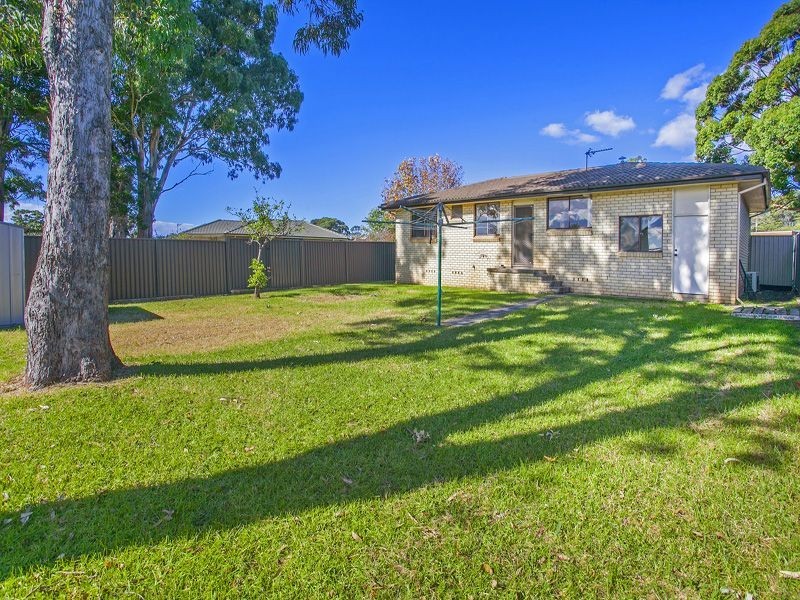 34 Oak Street, Albion Park Rail NSW 2527