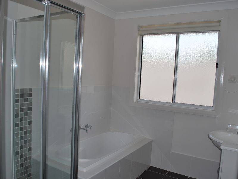 2/1 Kylie Place, Dapto NSW 2530