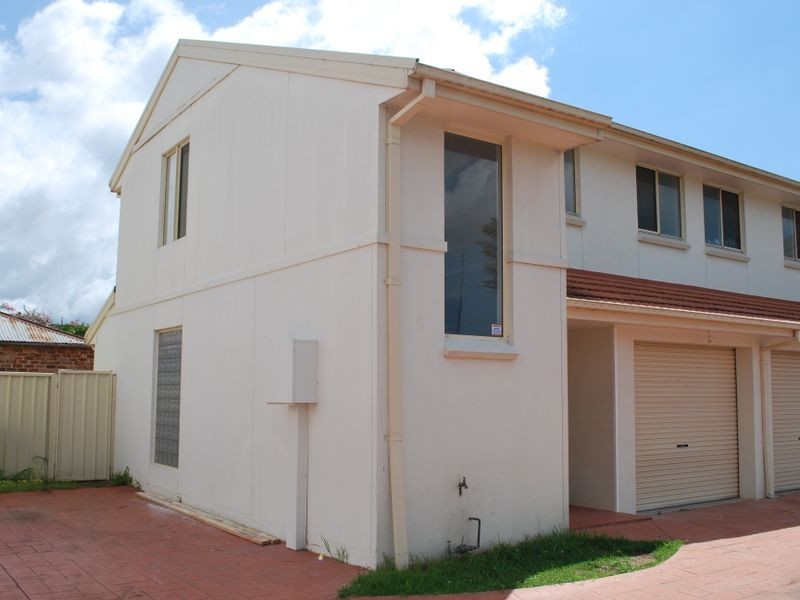 2/20 Station Street, Dapto NSW 2530