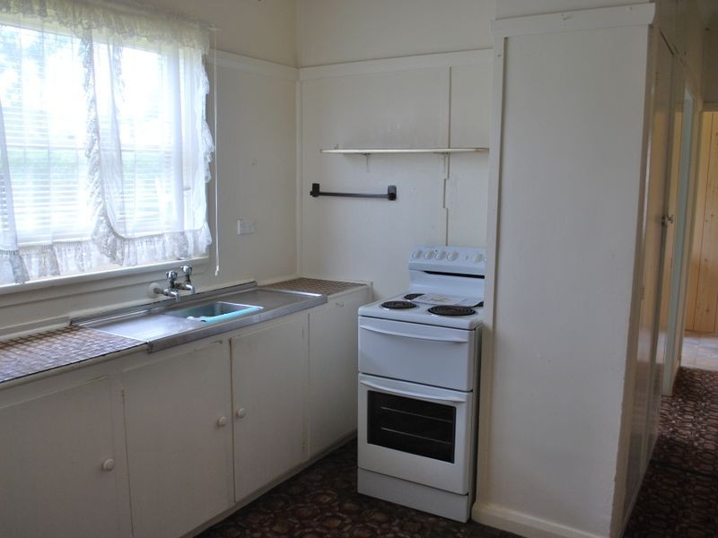 1 Western Avenue, Dapto NSW 2530