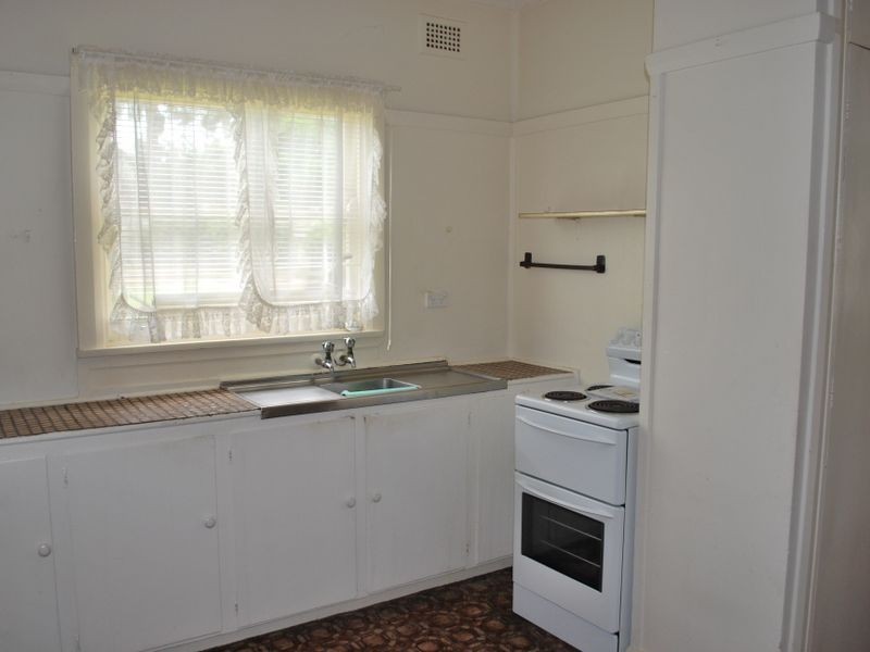 1 Western Avenue, Dapto NSW 2530