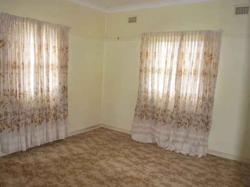 1 Western Avenue, Dapto NSW 2530