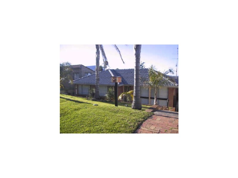 32 Tait Avenue, Kanahooka NSW 2530