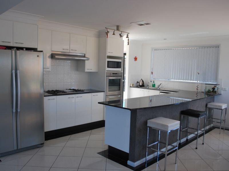 1 Creole Place, Haywards Bay NSW 2530