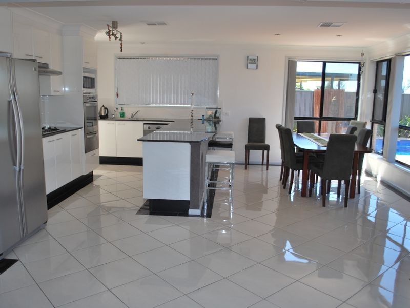1 Creole Place, Haywards Bay NSW 2530