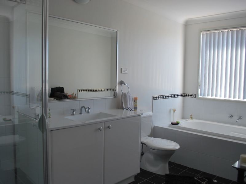 1 Creole Place, Haywards Bay NSW 2530