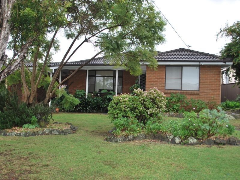 6 Howell Avenue, Kanahooka NSW 2530