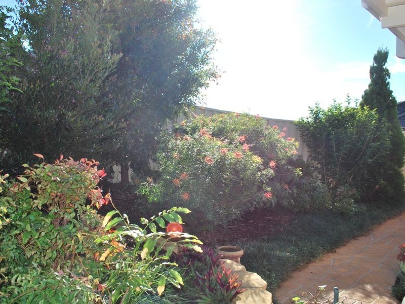 10 Orpheus Close, Kanahooka NSW 2530