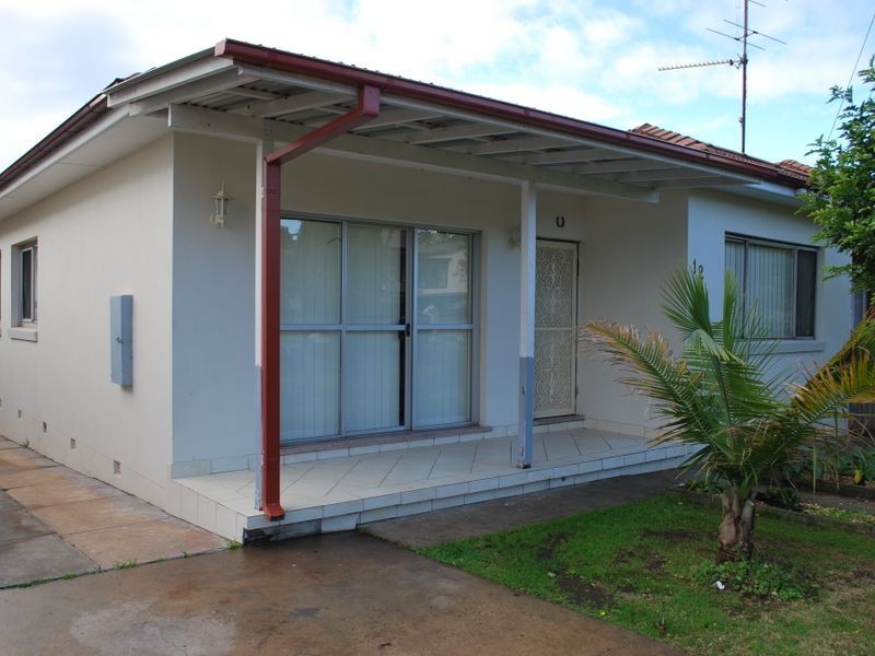 12 Merrett Avenue, Cringila NSW 2502