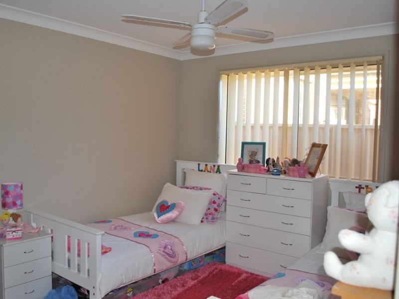 8 Hubbard Avenue, Horsley NSW 2530