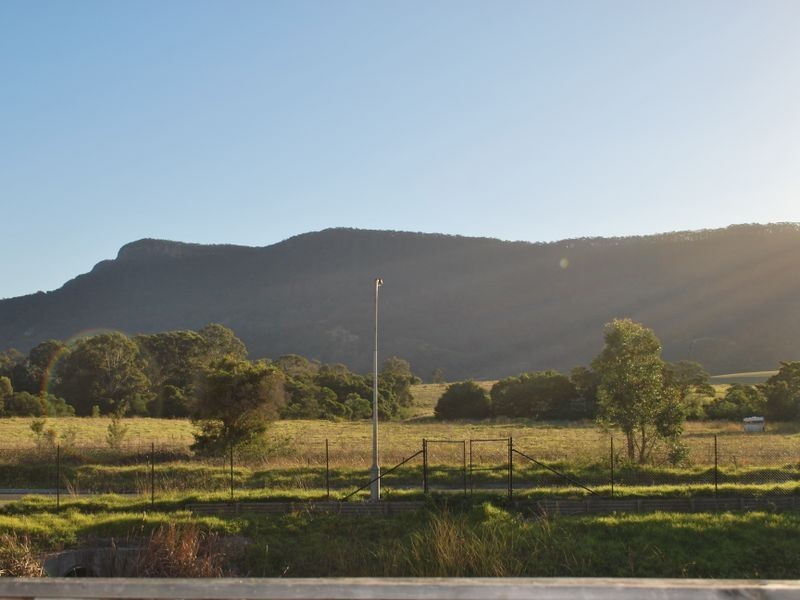 8 Hubbard Avenue, Horsley NSW 2530