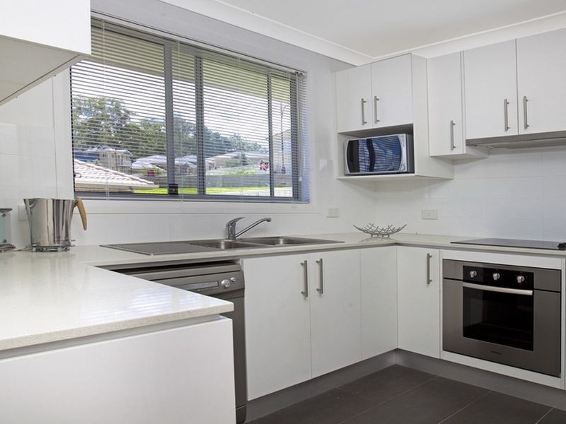 2/53 Cabernet Drive, Dapto NSW 2530