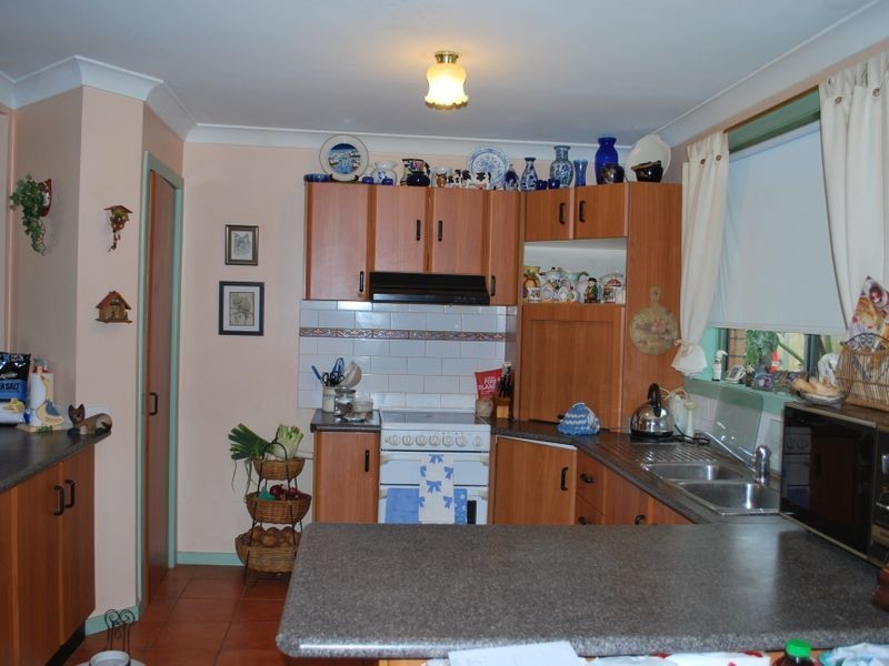 127 Wyndarra Way, Koonawarra NSW 2530