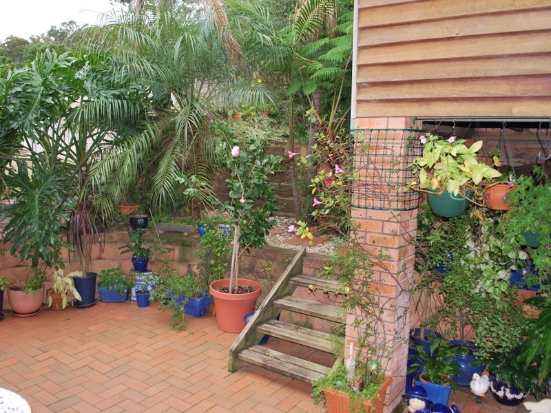 127 Wyndarra Way, Koonawarra NSW 2530