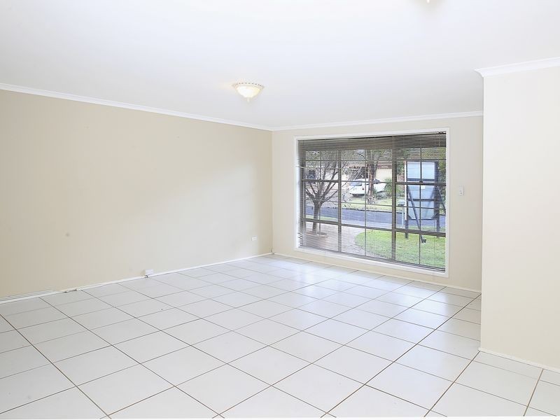 10 Ribbonwood Place, Albion Park Rail NSW 2527