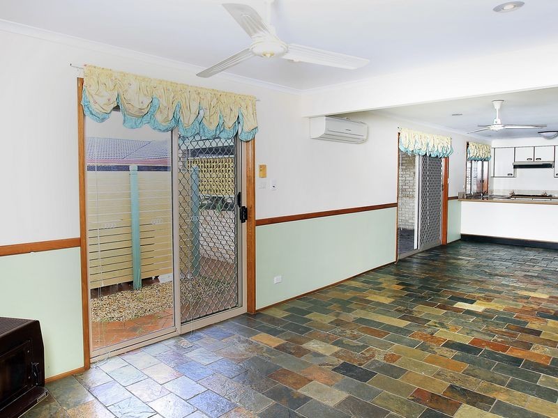 10 Ribbonwood Place, Albion Park Rail NSW 2527