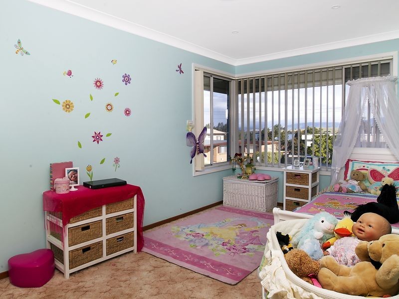 36 Rushton Drive, Kanahooka NSW 2530