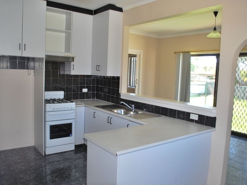 23 Oxford Road, Dapto NSW 2530