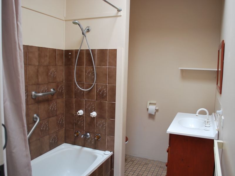 23 Oxford Road, Dapto NSW 2530