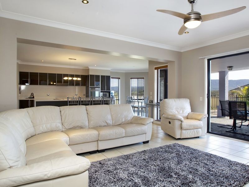 10 Shiraz Drive, Dapto NSW 2530