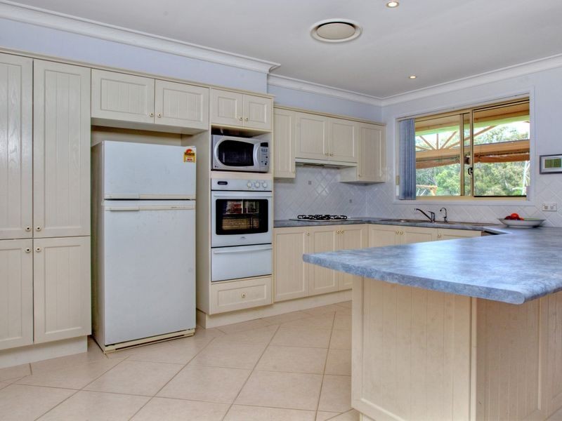 20 Hartfield Avenue, Horsley NSW 2530