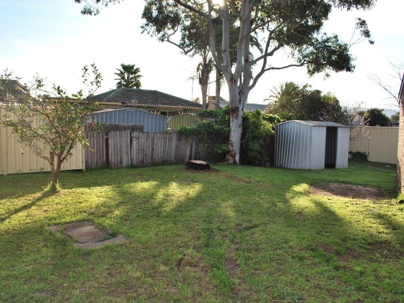 16 Conifer Street, Albion Park Rail NSW 2527