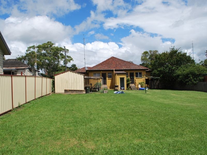 1 & 2/219 Princes Highway, Albion Park Rail NSW 2527