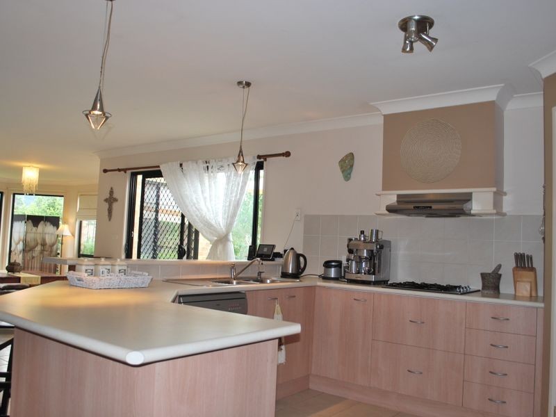 82 North Terrace, Dapto NSW 2530