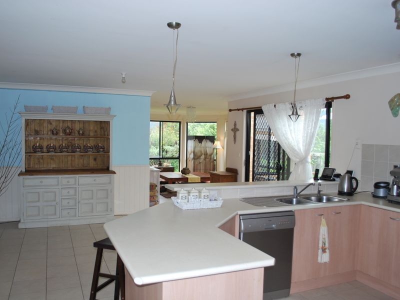 82 North Terrace, Dapto NSW 2530