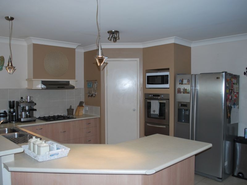 82 North Terrace, Dapto NSW 2530