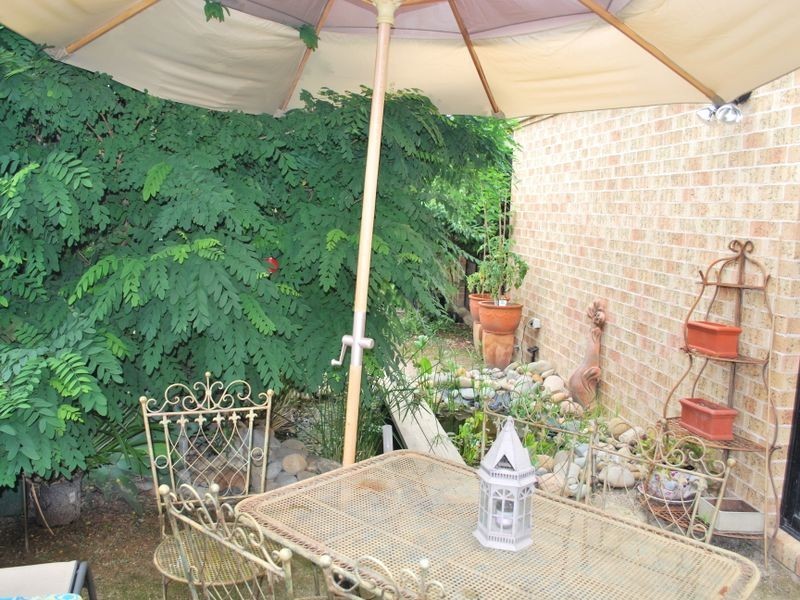 82 North Terrace, Dapto NSW 2530