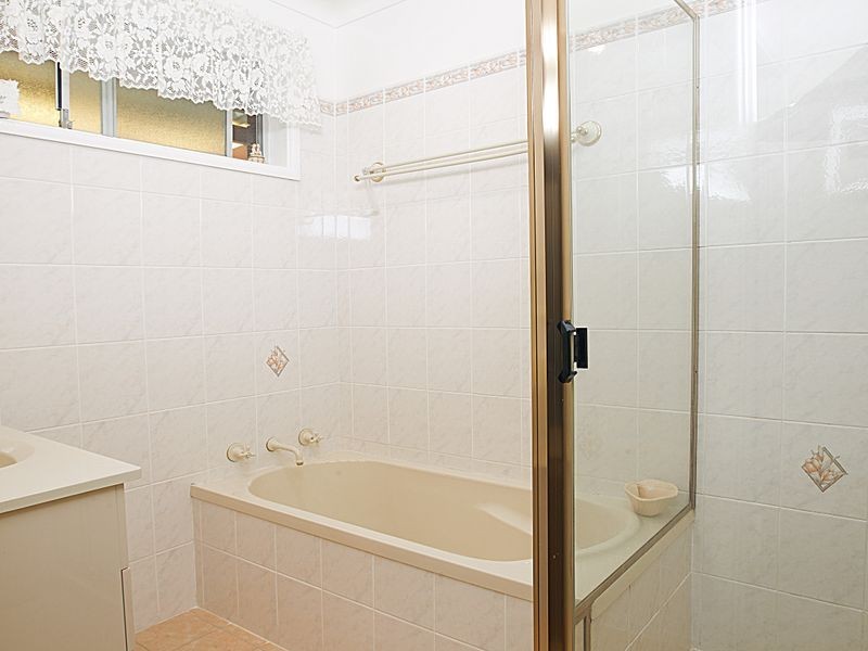 21 Hopewood Crescent, Fairy Meadow NSW 2519