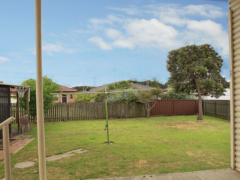 9 Gloucester Crescent, Dapto NSW 2530