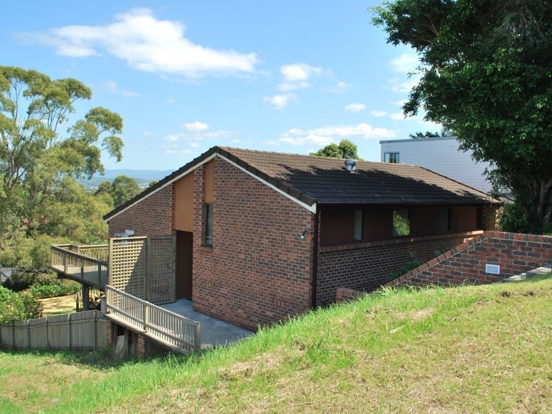 33 Hassan Street, Lake Heights NSW 2502