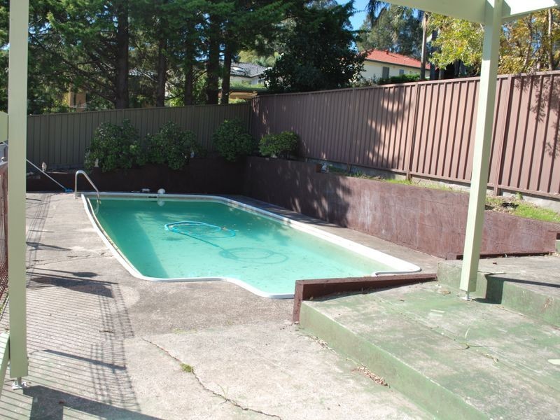 12 Cleary Avenue, Kanahooka NSW 2530