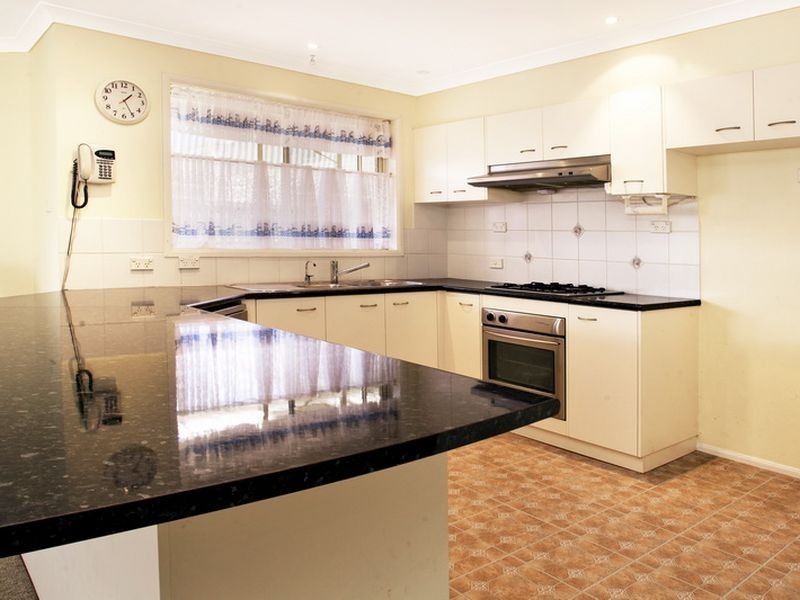 18 Avondale Road, Dapto NSW 2530