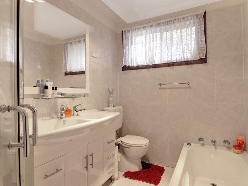 13 Bingara Avenue, Dapto NSW 2530