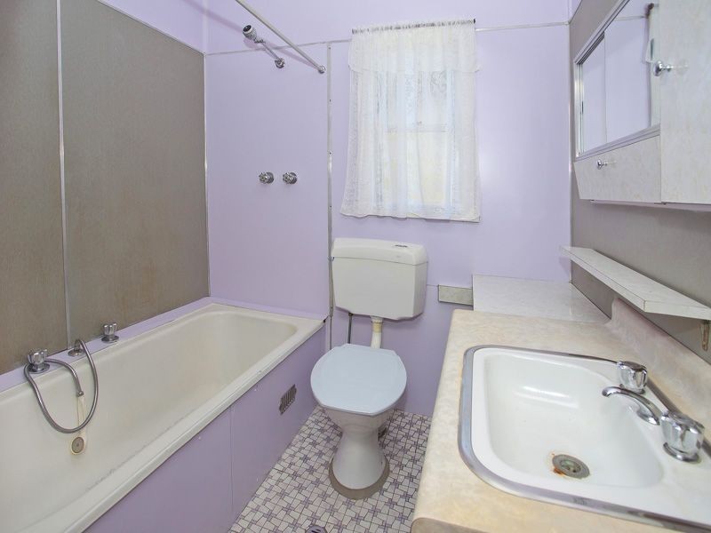 19 Avondale Road, Dapto NSW 2530