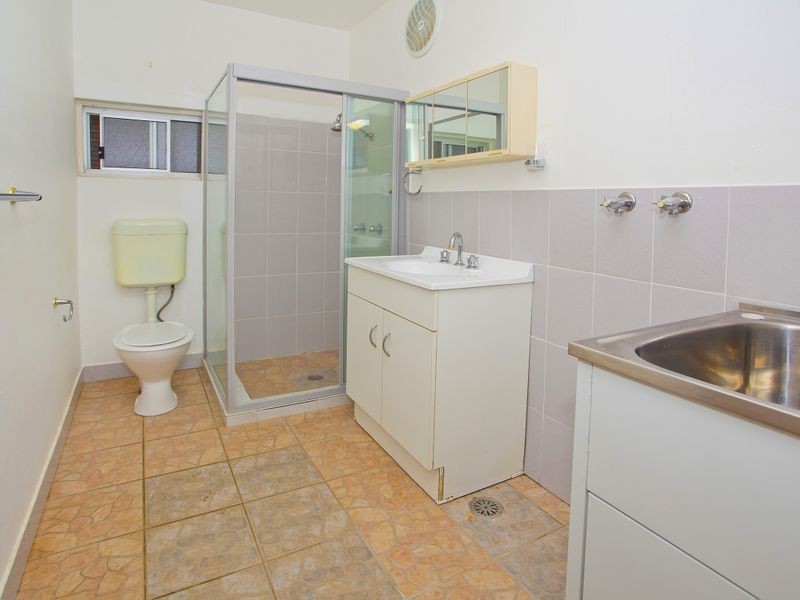 1 2 & 3/60 Beverley Avenue, Unanderra NSW 2526