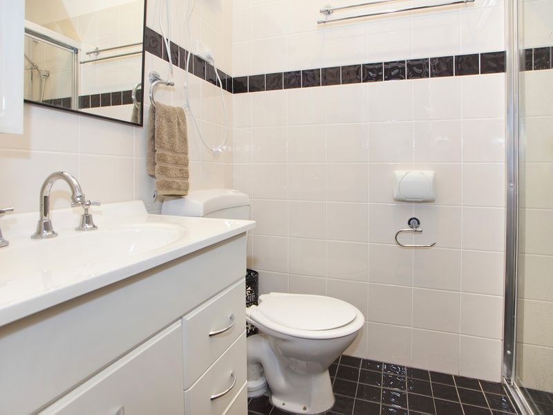 1 2 & 3/60 Beverley Avenue, Unanderra NSW 2526