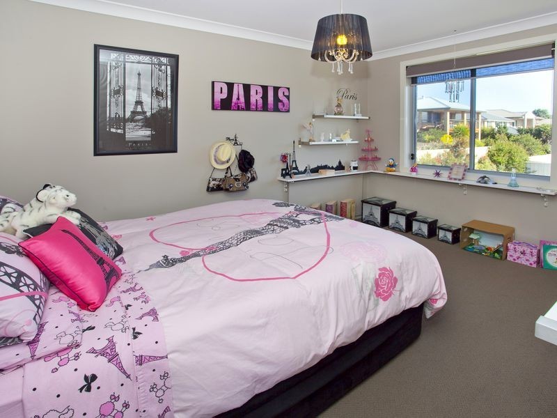 20 Theatre Terrace, Kanahooka NSW 2530