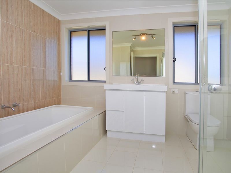 20 Theatre Terrace, Kanahooka NSW 2530