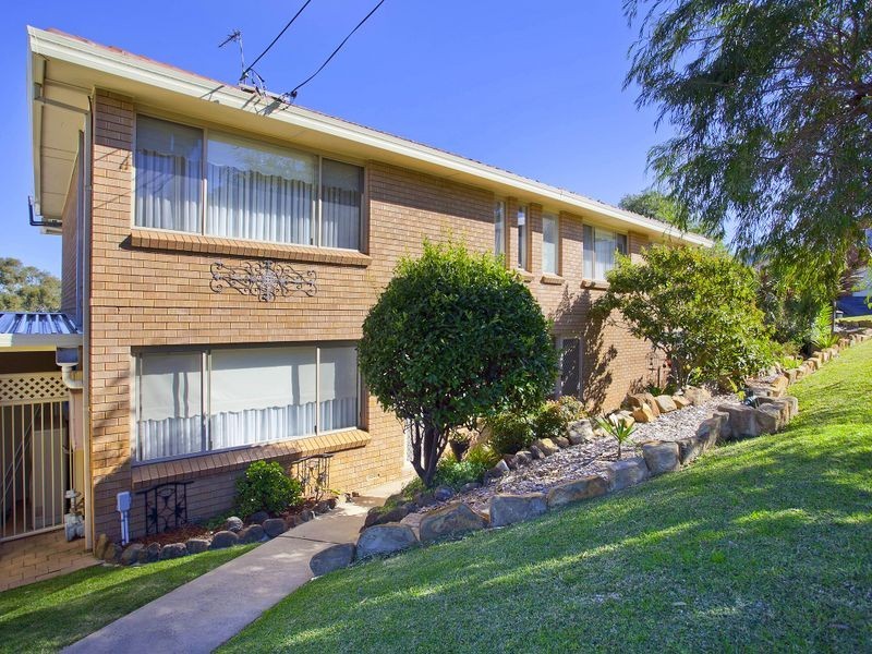 13 Burrows Avenue, Kanahooka NSW 2530