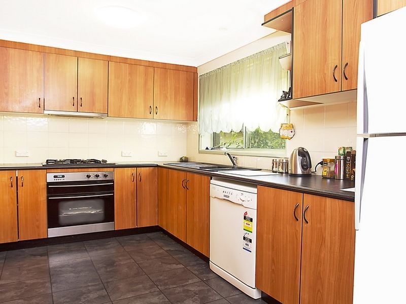 10 Kathryn Street, Kanahooka NSW 2530