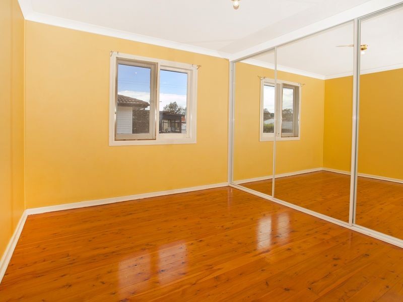 5 Karingal Avenue, Koonawarra NSW 2530